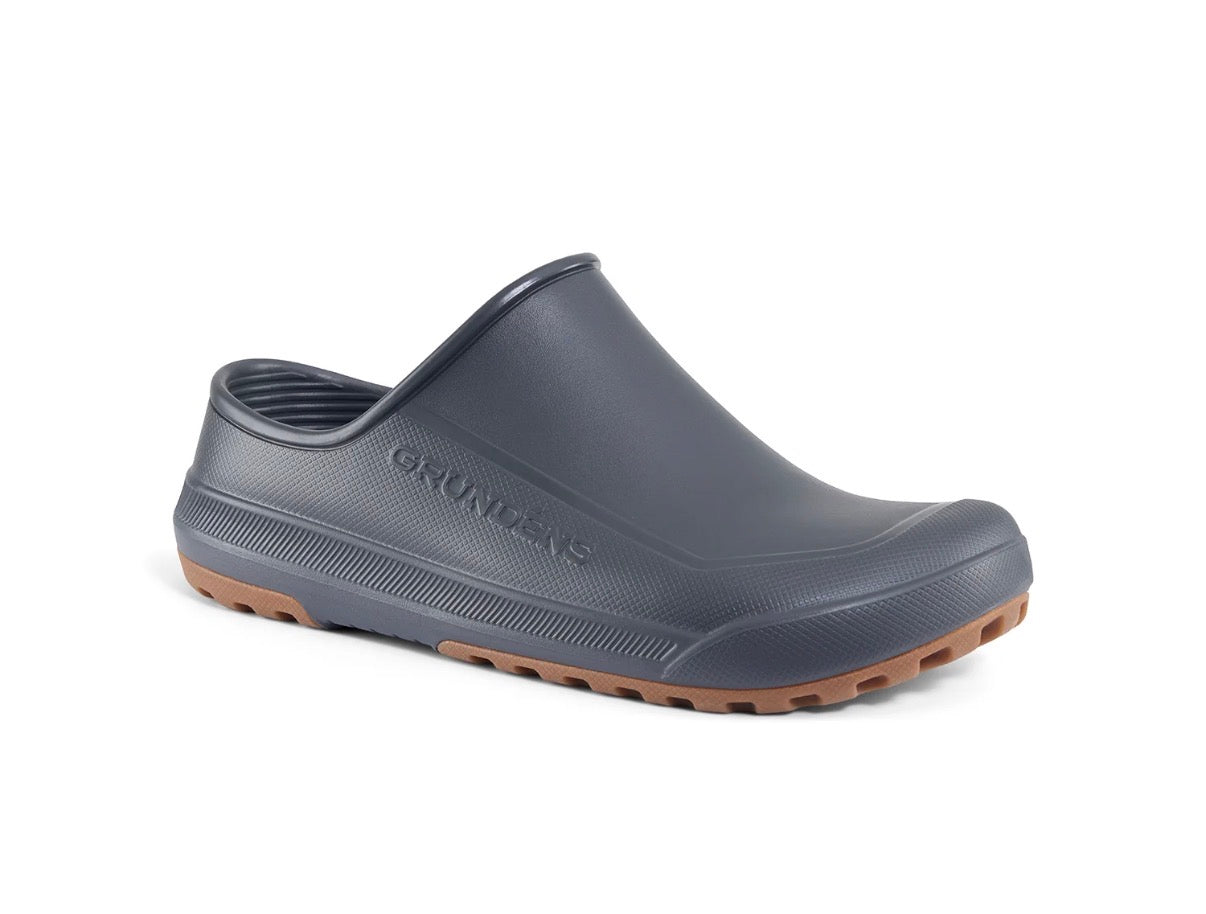 Fish-On Slip-On
