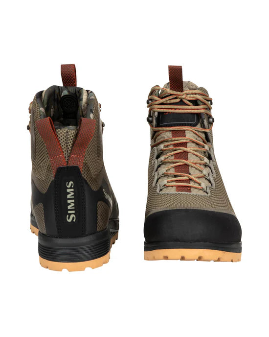 SALE - M's Flyweight® Access Wading Boot - Vibram Sole