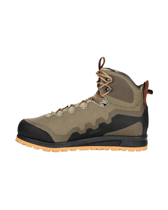 SALE - M's Flyweight® Access Wading Boot - Vibram Sole